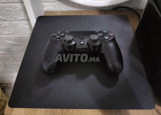 Ps4 slim très bonne 