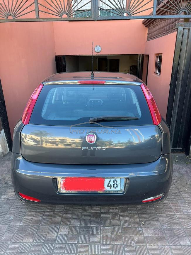Fiat Punto Essence Manuelle 2016 à El Jadida