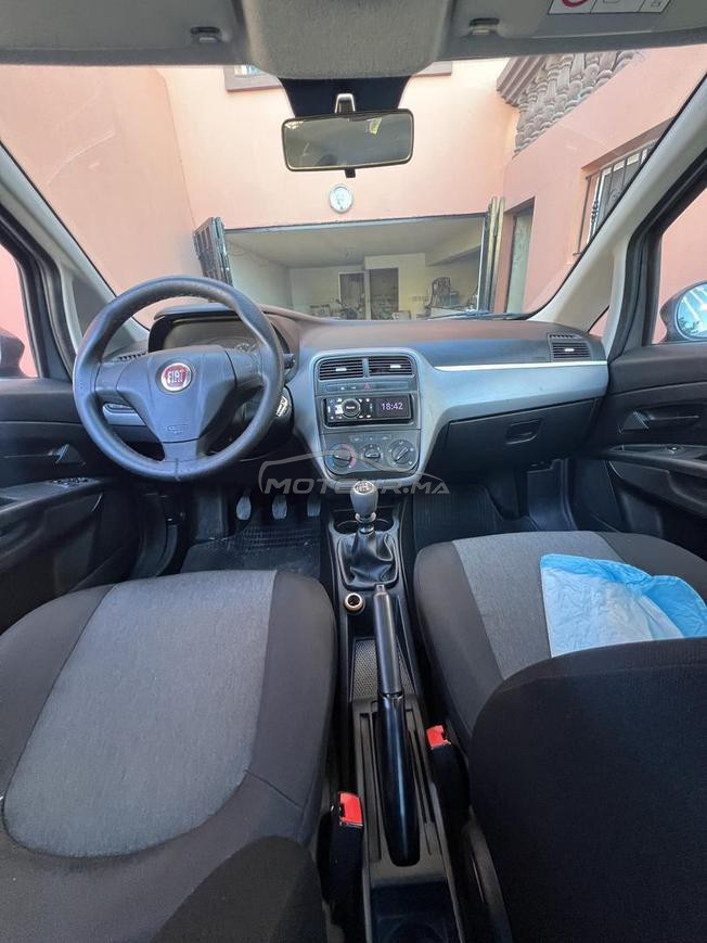 Fiat Punto Essence Manuelle 2016 à El Jadida