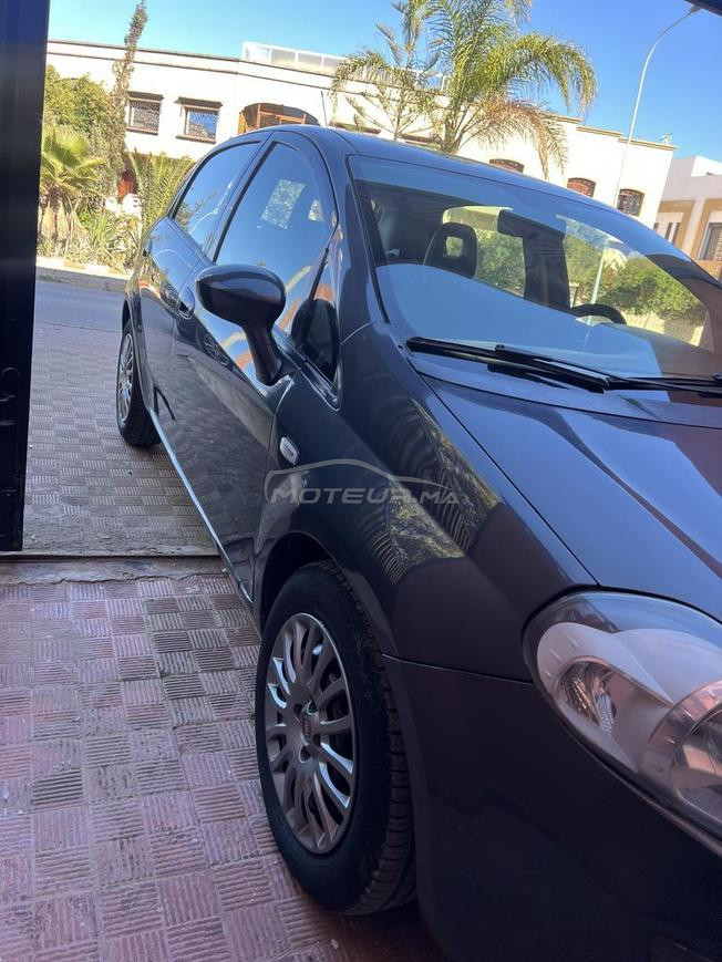 Fiat Punto Essence Manuelle 2016 à El Jadida