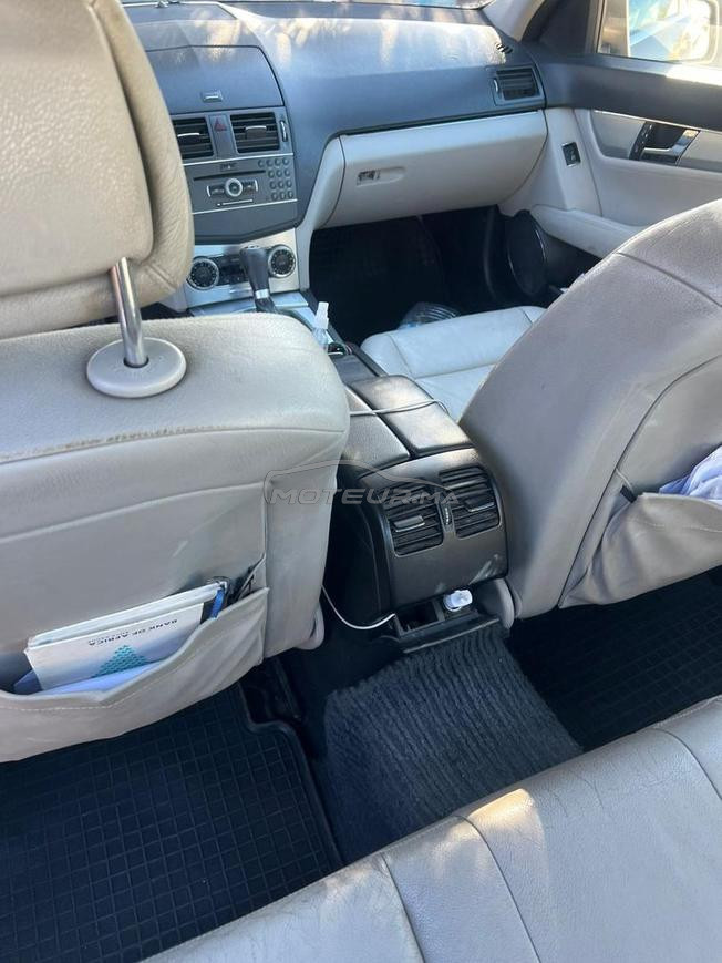 Mercedes-Benz 220 Diesel Automatique 2010 à Tanger