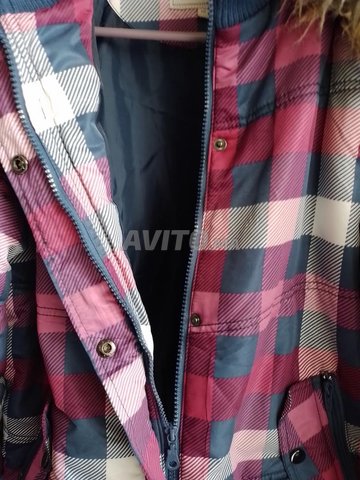 Doudoune courte capuchon taille 38/40