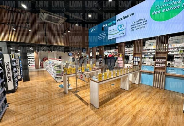 rayonnage pharmacie رفوف صيدلية