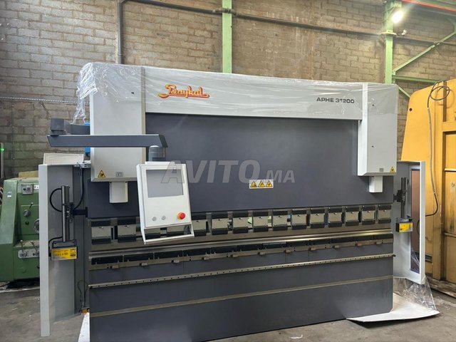 Presse Plieuse / Presse Plieuse CNC 
