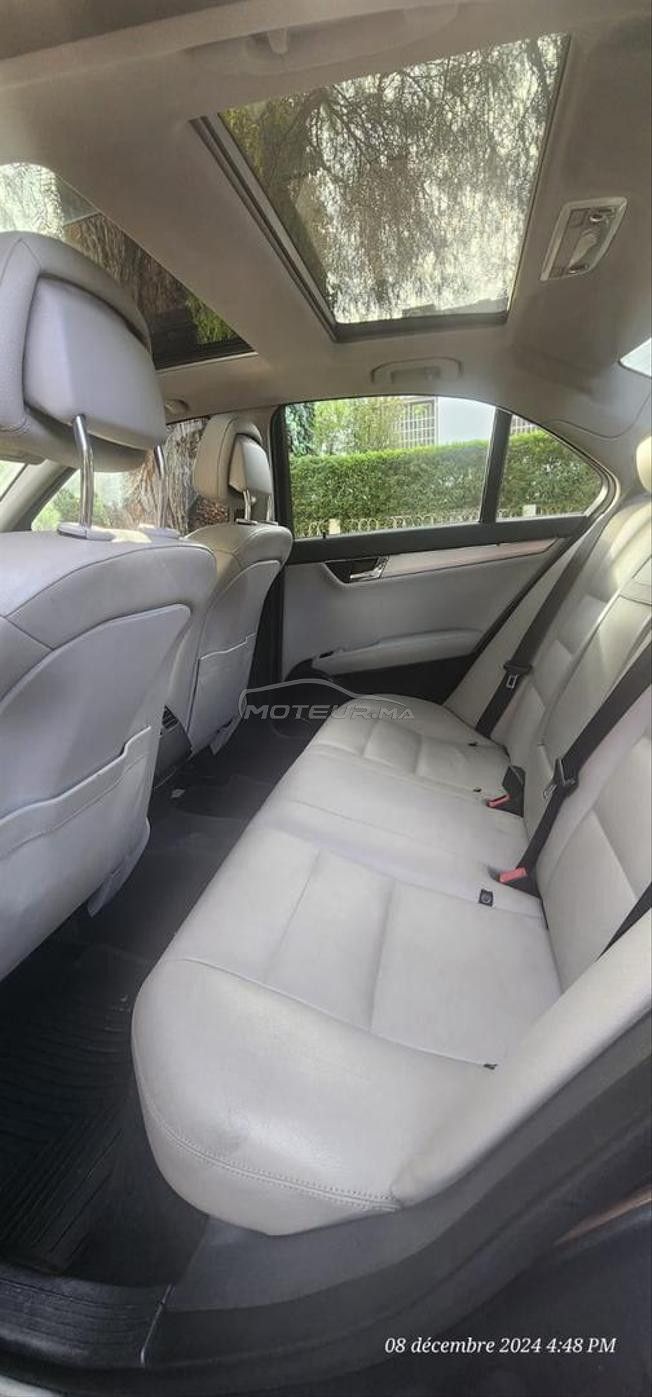 Mercedes-Benz 350 Diesel Automatique 2010 à Fès