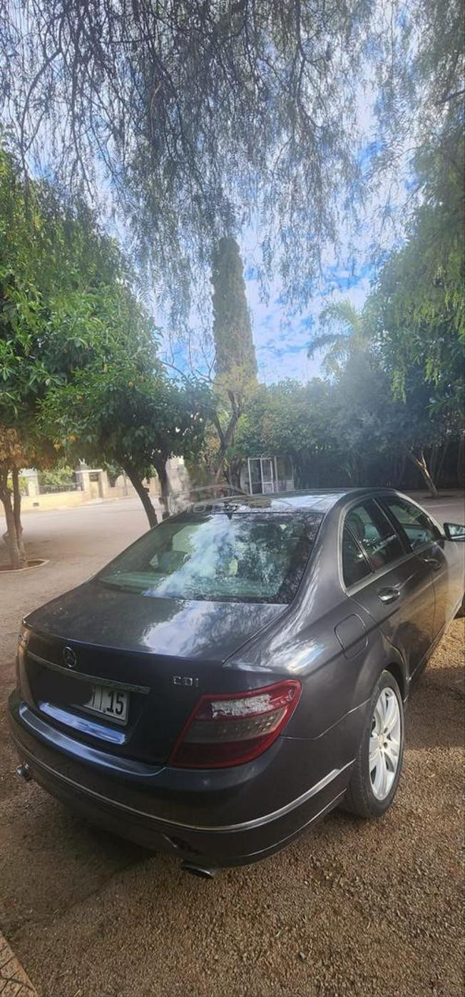 Mercedes-Benz 350 Diesel Automatique 2010 à Fès