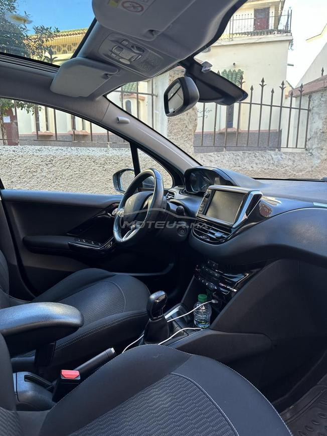 Peugeot 208 Diesel Manuelle 2019 à Casablanca
