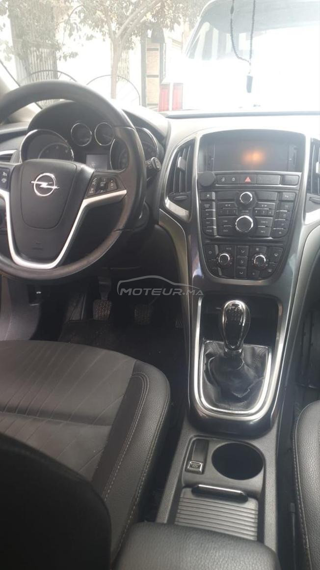 Opel Astra Diesel Manuelle 2013 à Kénitra