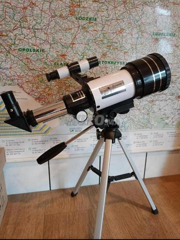 تلسكوب فلكي جديد X150 بصندوق مغلق - 2