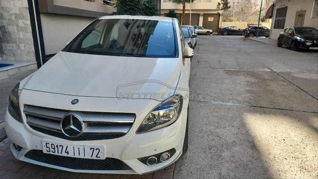Mercedes B180