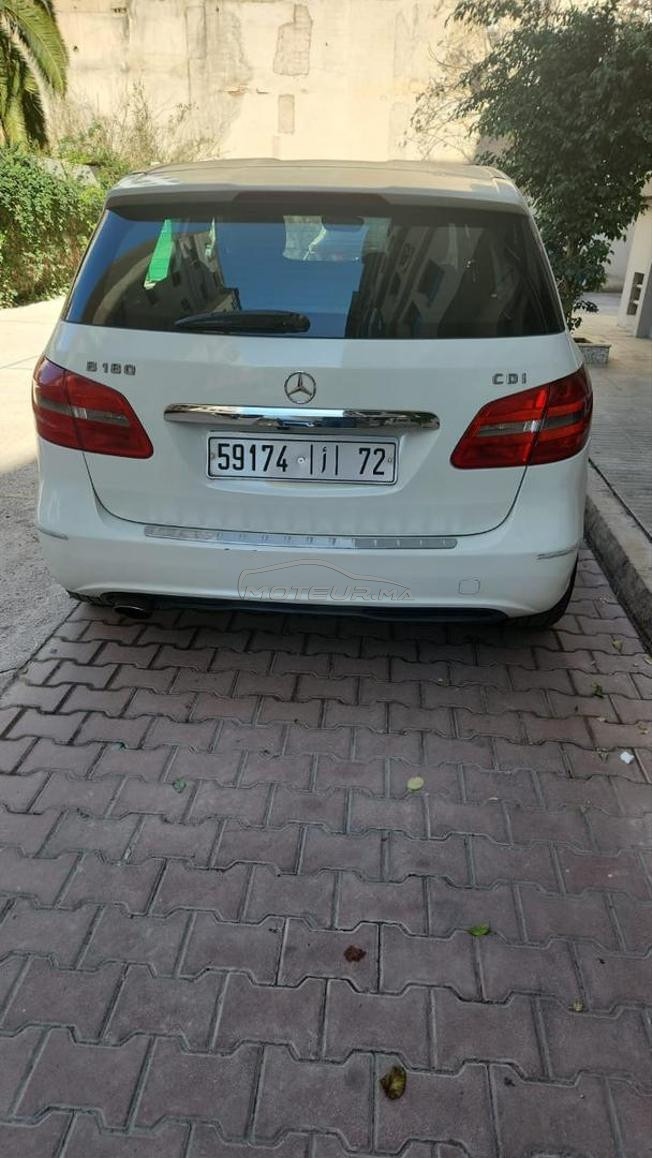 Mercedes B180