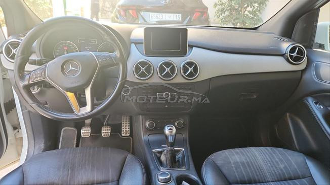 Mercedes B180