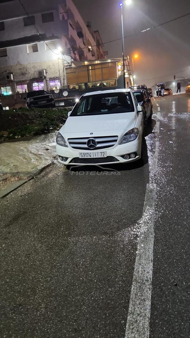 Mercedes B180