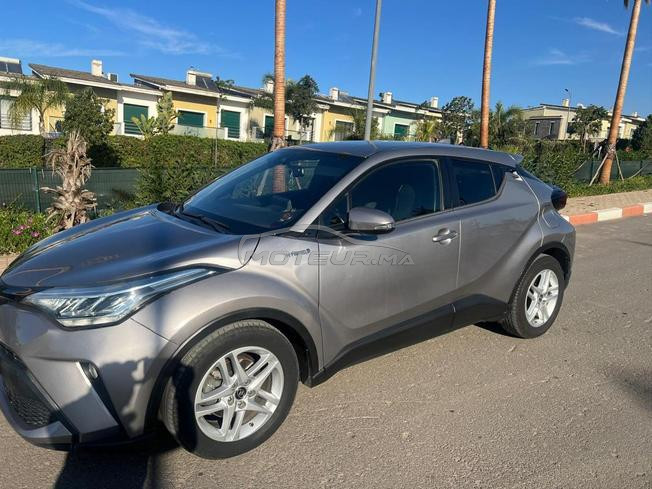 toyota ch-r en trés bonne état pour les serieux,