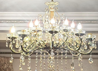 triya lustre à 16 ampoules