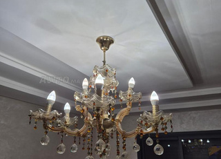 Lustre en très bonne état