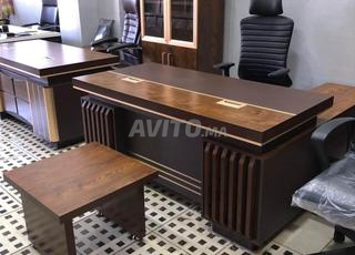 مكاتب مستوردة بأعلى معايير الجودة