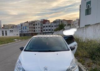 Peugeot 208 Diesel Manuelle 2014 à Tétouan