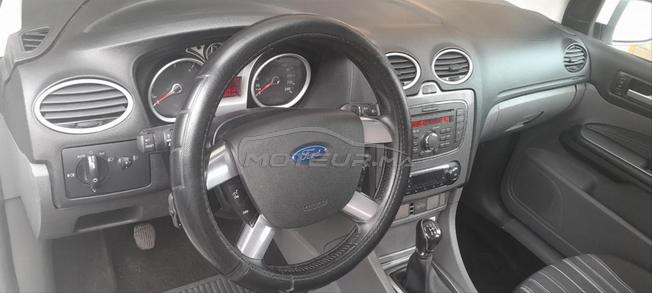 ford focus ghia