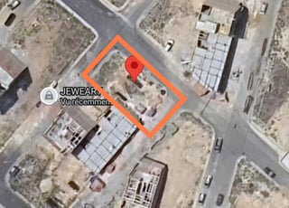 قطعتان أرضيتان متلاصقتان كل واحدة 100م²