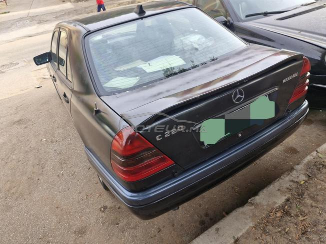 Mercedes-Benz 220 Diesel Manuelle 1994 à Salé