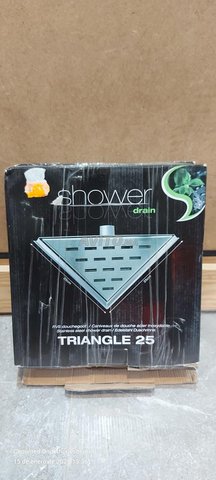 triangle de caniveau de douche