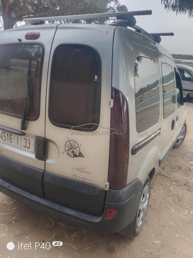 kangoo en bonne état 