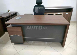 مكاتب مستوردة بأحدث التصاميم