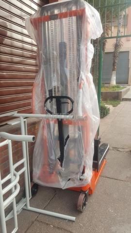 À vendre  Gerbeur manuel en bon état - 2