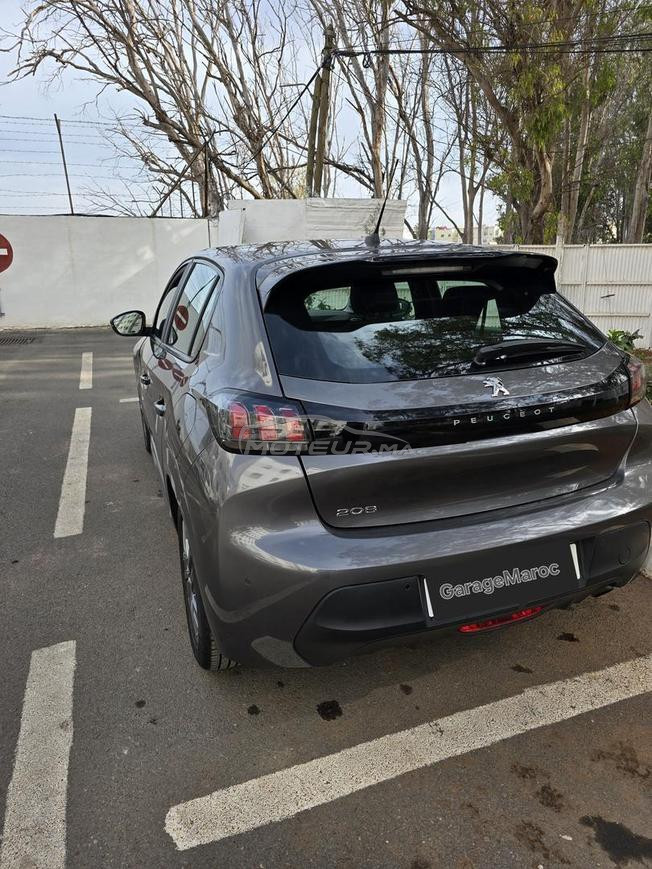 peugeot 208 automatique 130ch 2022