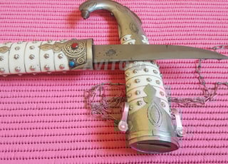 حنخر أصلي روعة من العظم مطلي بالفضة