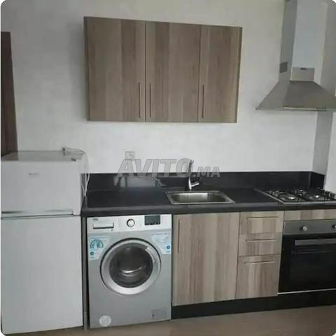 Proprio loue 2 pièces meublé sans vis à vis