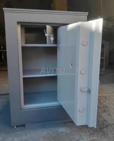 coffre fort blindé bon qualité 300kg  - 2