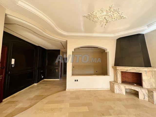 Appartement à louer 122 m² à Casablanca - 2