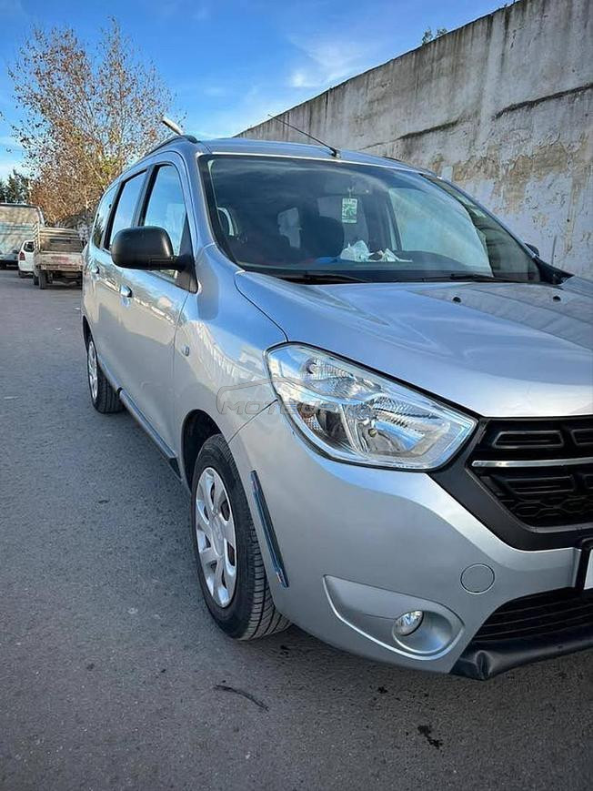 Dacia Lodgy Diesel Manuelle 2020 à Targuist