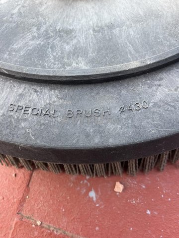 Pour monobrosse