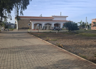 Villa sur un terrain de 3 300 