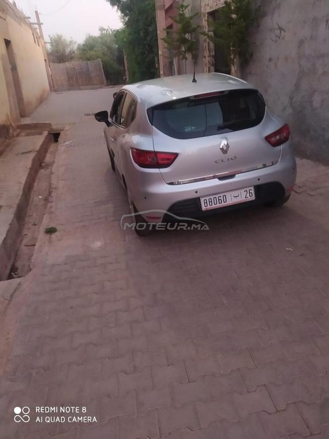 Renault clio très bon etat