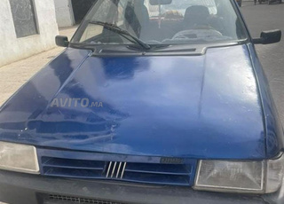 سيارة للبيع