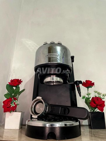 Machine à café DELONGHI 