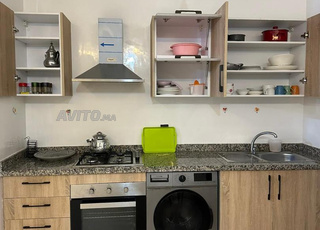 appartement propre acote la gar 