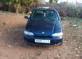 فياط سيينا ديزل يدوي 2000 في سلا