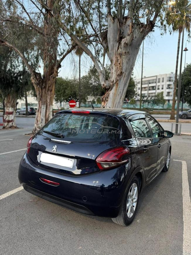 208 diesel en tres bon etat