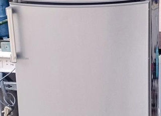 تلاجة من النوع الممتاز  بخار