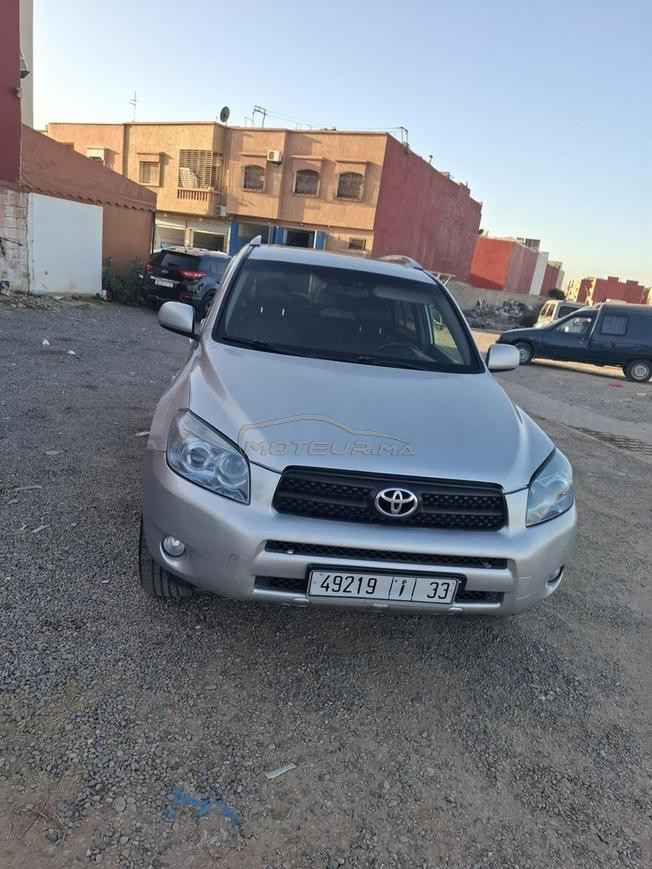 Toyota R4 n9iya 