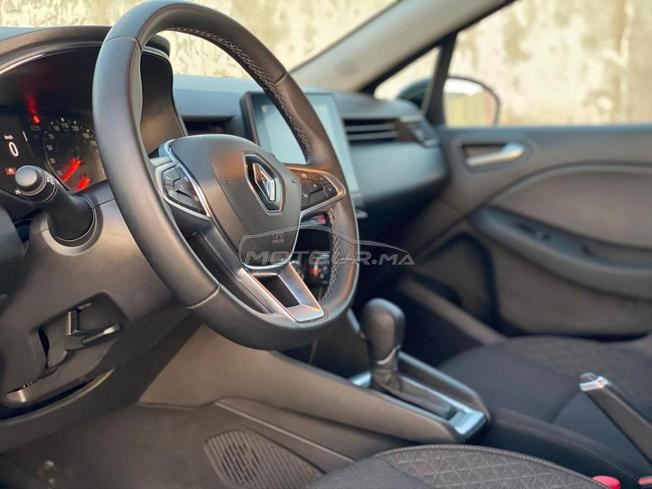 Renault Clio essence Automatique 2023 à Salé