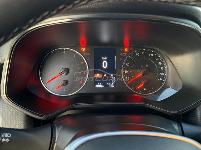 Renault Clio essence Automatique 2023 à Salé