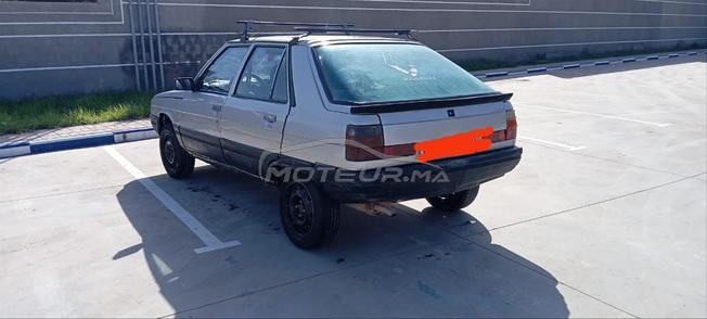 Renault R11