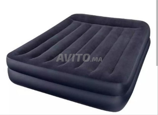 Matelas gonflable Intex