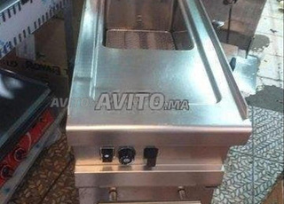 friteuse sur placard gaz 